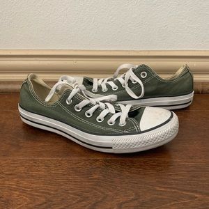 Olive green unisex converse